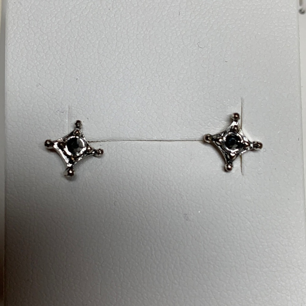 🛍 Lovely earrings